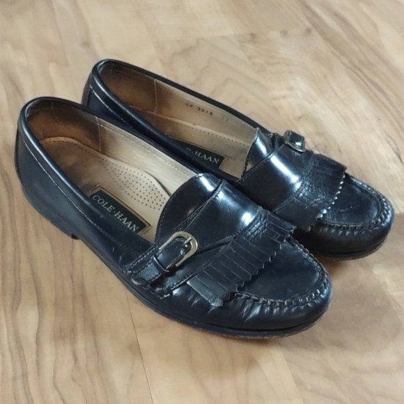 Cole Haan Other - Men's COLE HAAN Black Pinch Buckle Leather Loafers